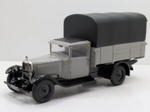C6F-Camion bâché-1.800 kg - Roues simples - 1930 - Gris