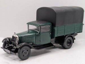 C6F-Camion bâché - 2.000 kg - Roues jumelées-1931 - Vert